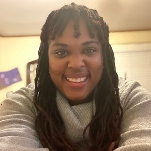 Meet your Posher, Michaela